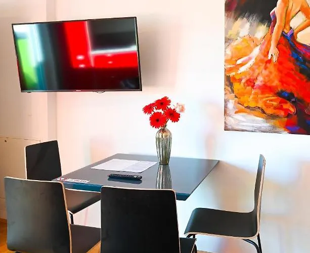 Terrace For 4 Near Naschmarkt & U4 Metro Apartmán *