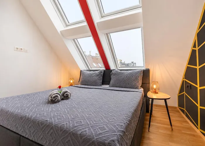 Terrace For 4 Near Naschmarkt & U4 Metro Vienne